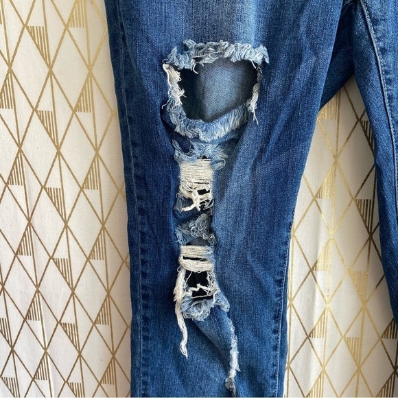 VIP JEANS​ - Picture 4 of 8